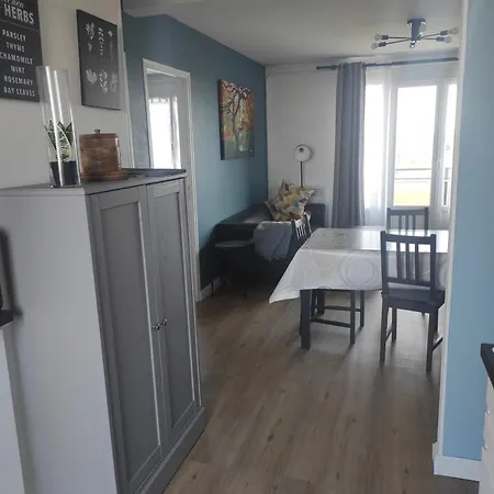 Le Jules Guesde 3ch Traversant, Metro D Parilly, Place De Parking Apartament *