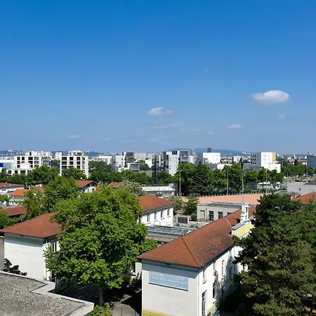 Le Jules Guesde, Traversant, 3ch , Parking, 2mn A Pied Metro D Parilly شقة *